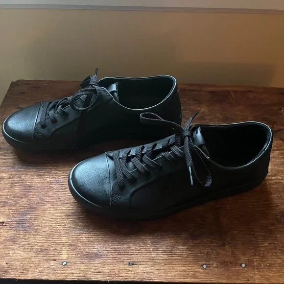 Brand New: ECCO Black Soft 7 Monochromatic 2.0 Sneaker, size 39/8 - Picture 3 of 6